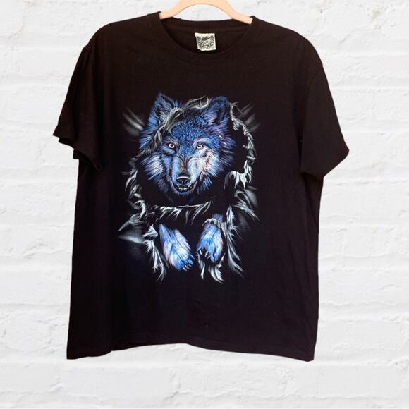 90s vintage black tshirt with wild wolf print - Picture 1 of 4
